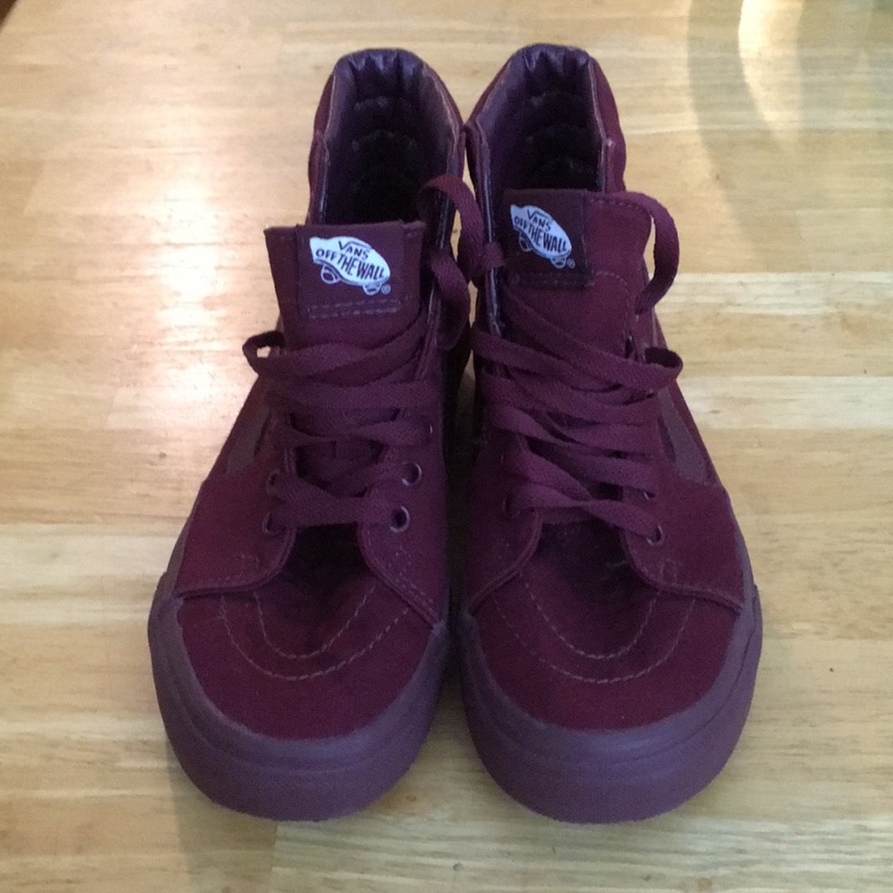 Burgundy Vans Sk8 Hi